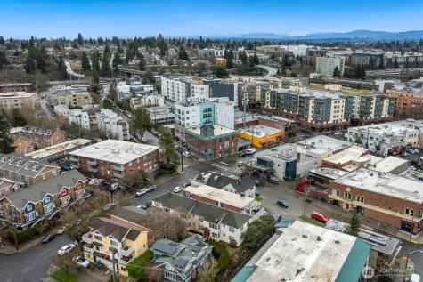 7311 Woodlawn Avenue NE Seattle WA 98115