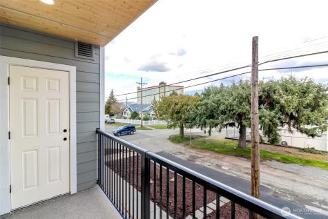 3402 S C Street Tacoma WA 98418