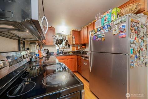 1931 Mcdougall Avenue Everett WA 98201