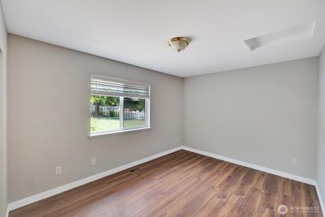 8115 109th Street E Puyallup WA 98373