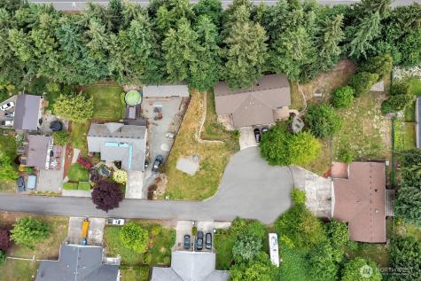 8115 109th Street E Puyallup WA 98373