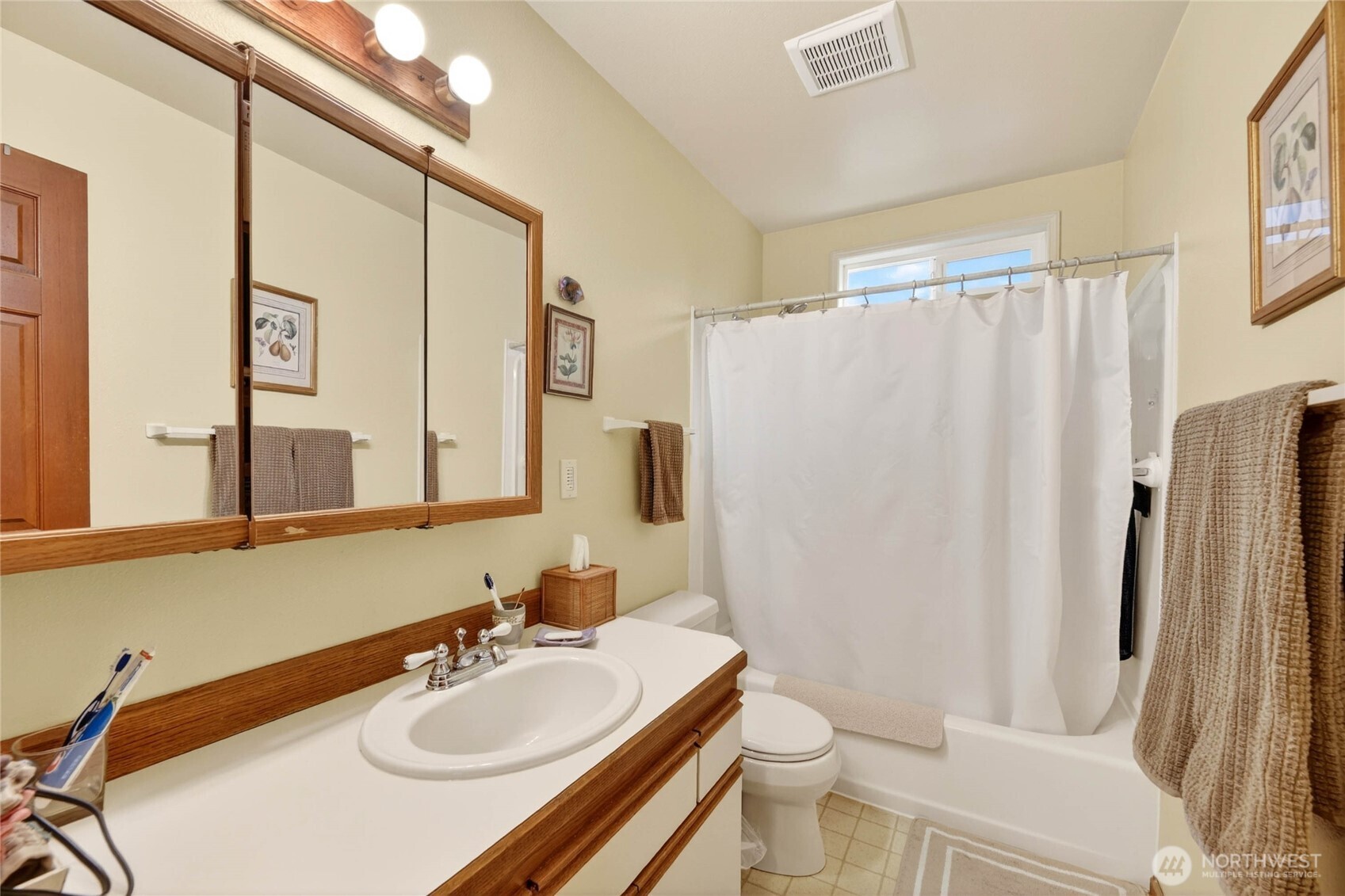 2434 55th Avenue SW Seattle WA 98116