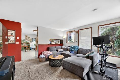 2434 55th Avenue SW Seattle WA 98116