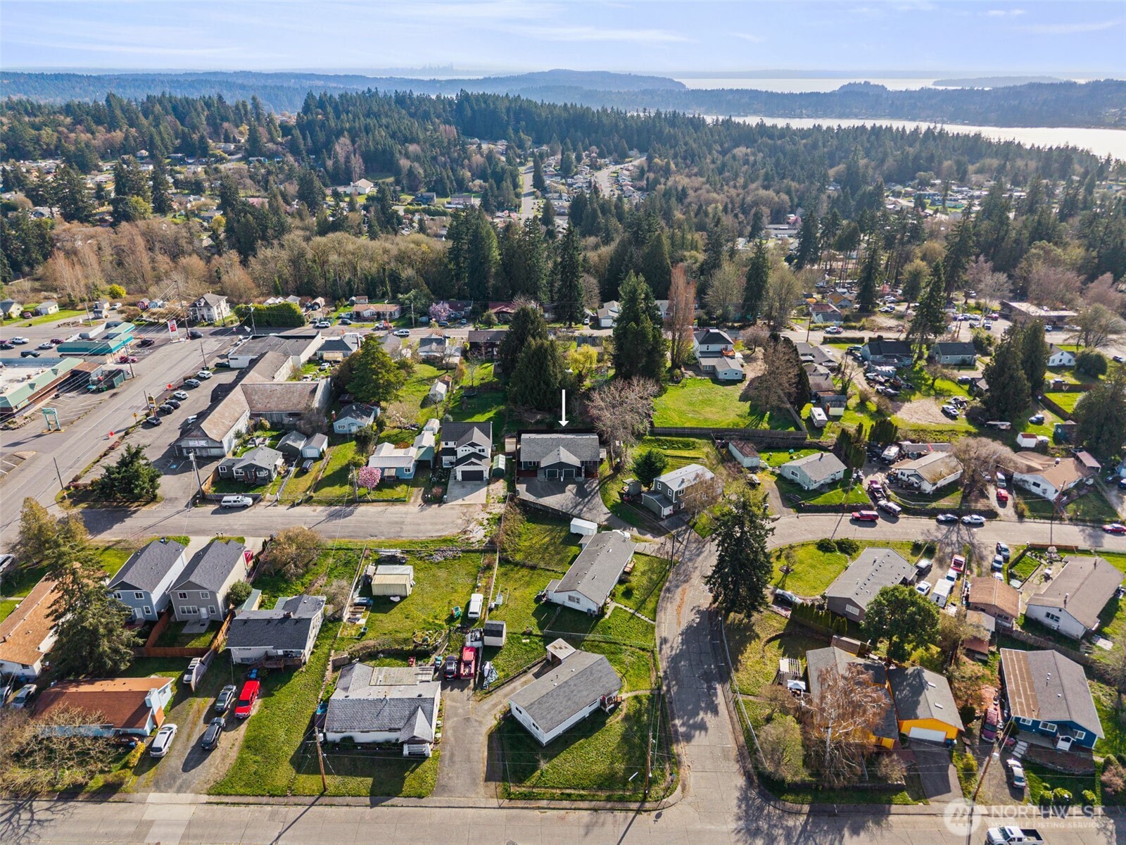 2768 Maple Street Bremerton WA 98310