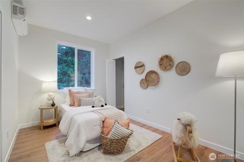 7008 Linden Avenue N Seattle WA 98103