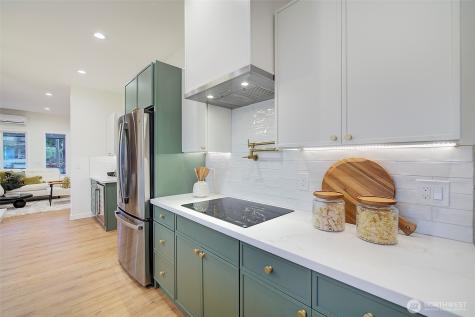 7008 Linden Avenue N Seattle WA 98103