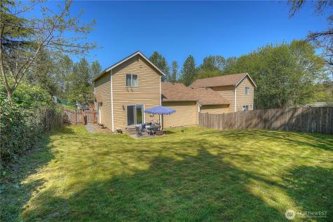 10910 Fruitland Avenue E Puyallup WA 98373