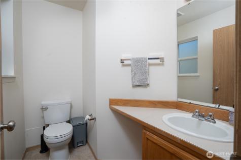 10910 Fruitland Avenue E Puyallup WA 98373
