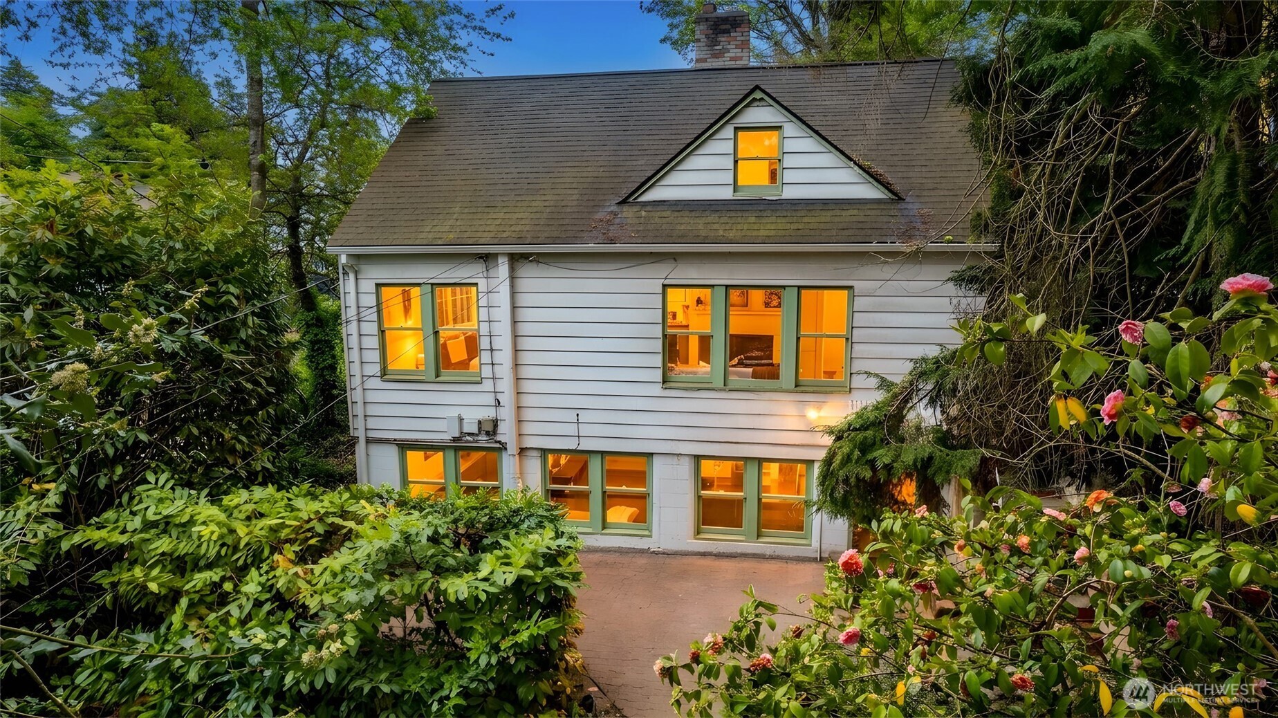 3915 S Brandon Street Seattle WA 98118