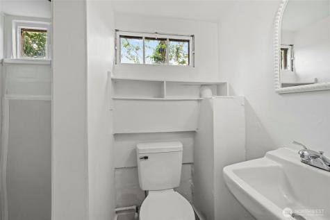 3915 S Brandon Street Seattle WA 98118