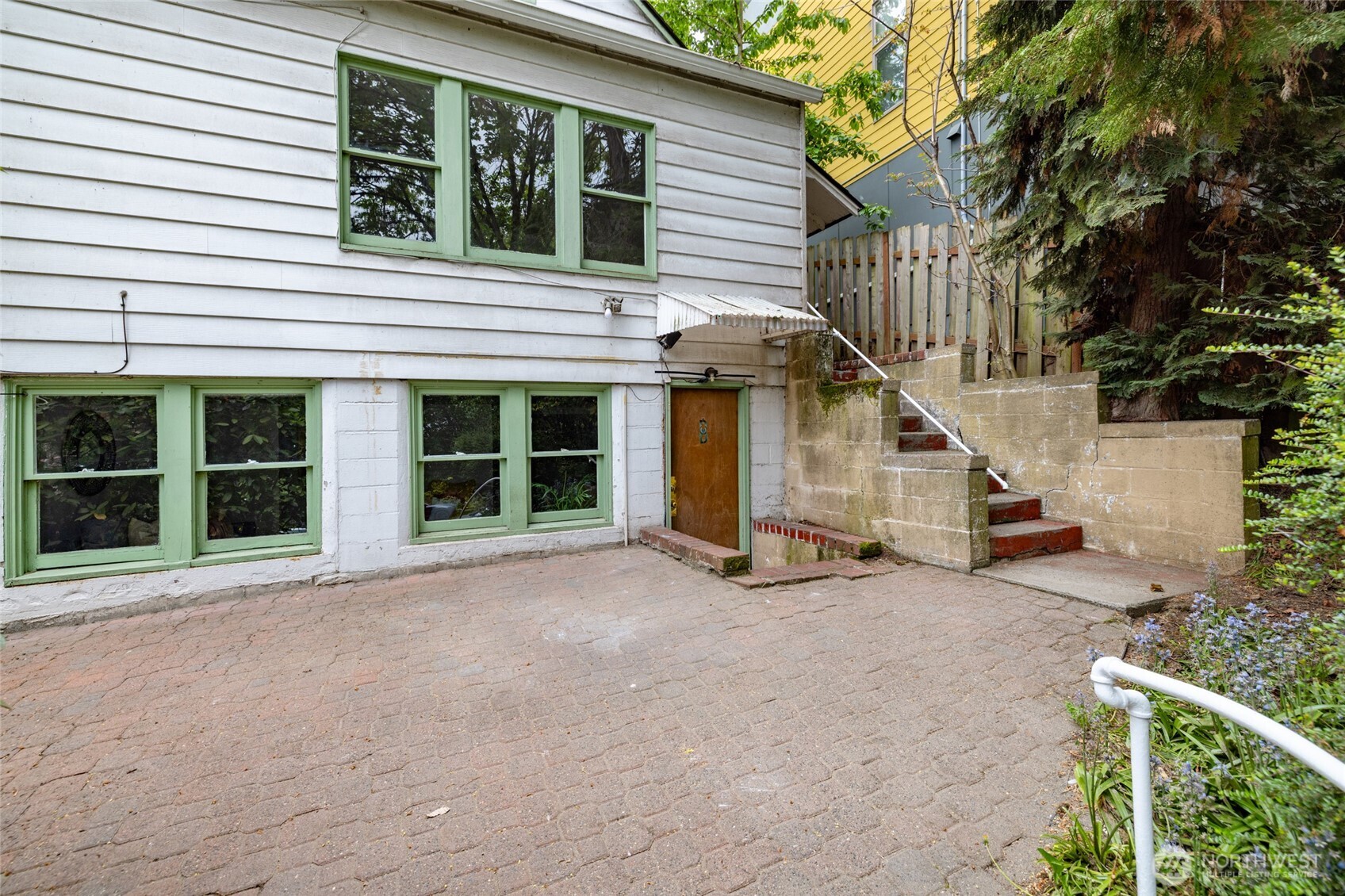 3915 S Brandon Street Seattle WA 98118