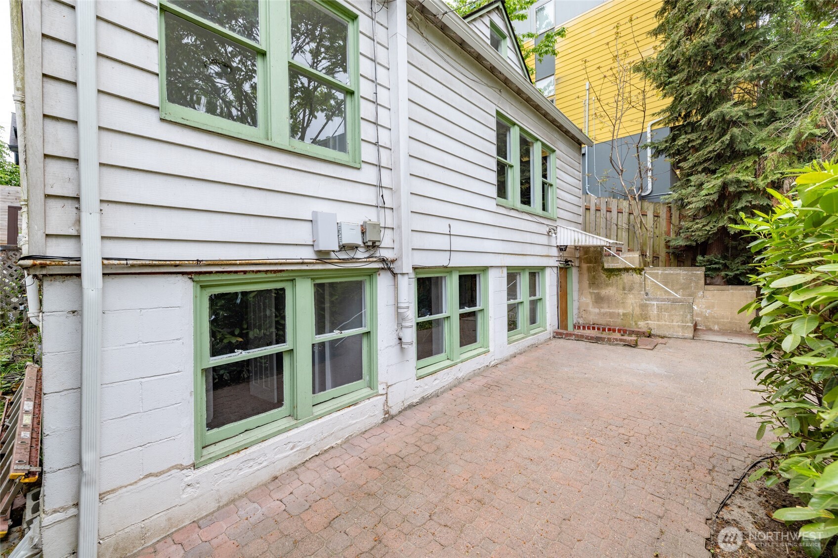 3915 S Brandon Street Seattle WA 98118