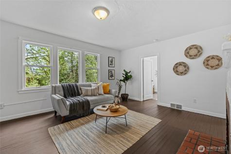 3915 S Brandon Street Seattle WA 98118