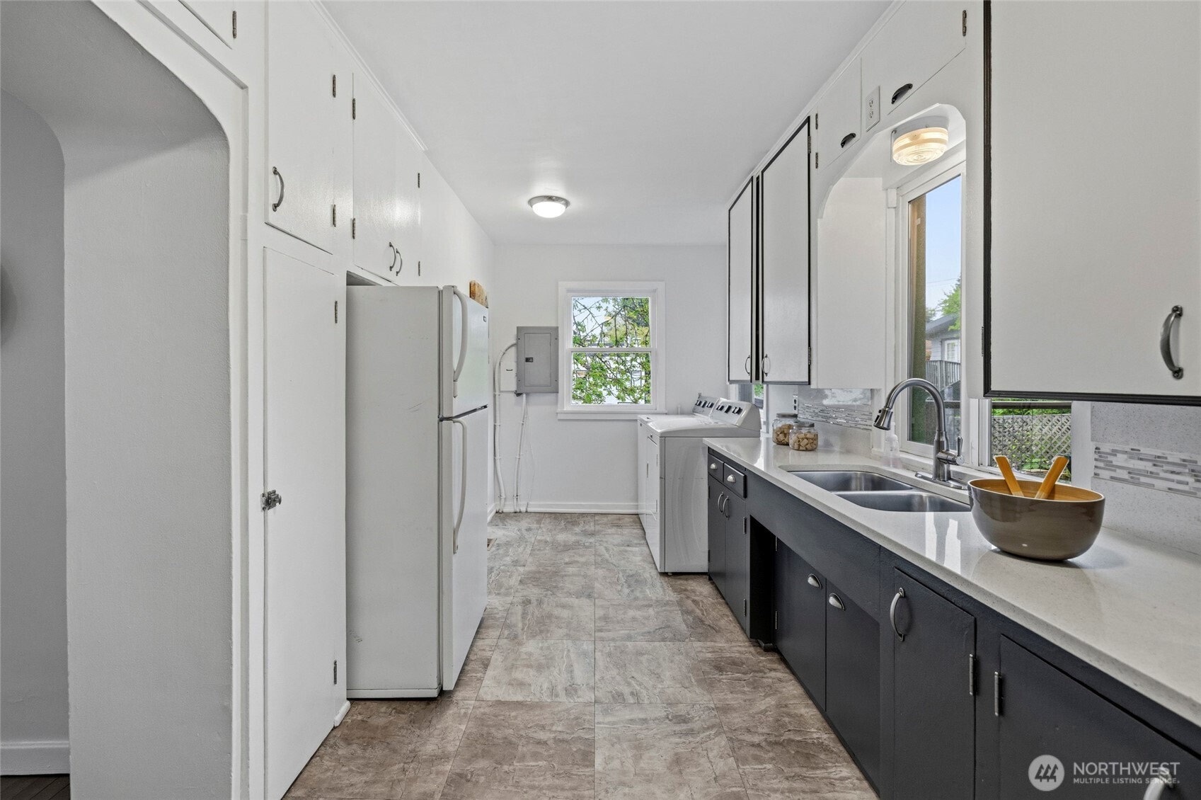 3915 S Brandon Street Seattle WA 98118