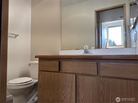 2826 NE 8th Street Renton WA 98056