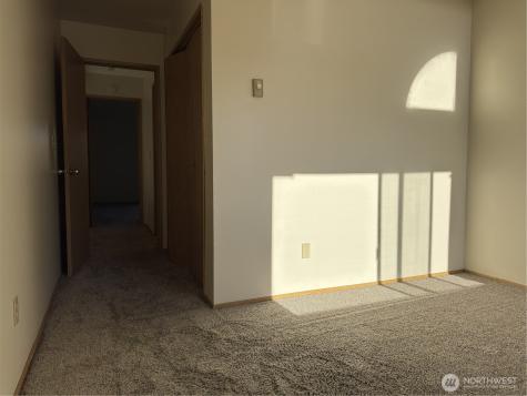 2826 NE 8th Street Renton WA 98056