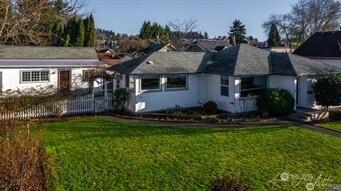 436 Wells Avenue N Renton WA 98057