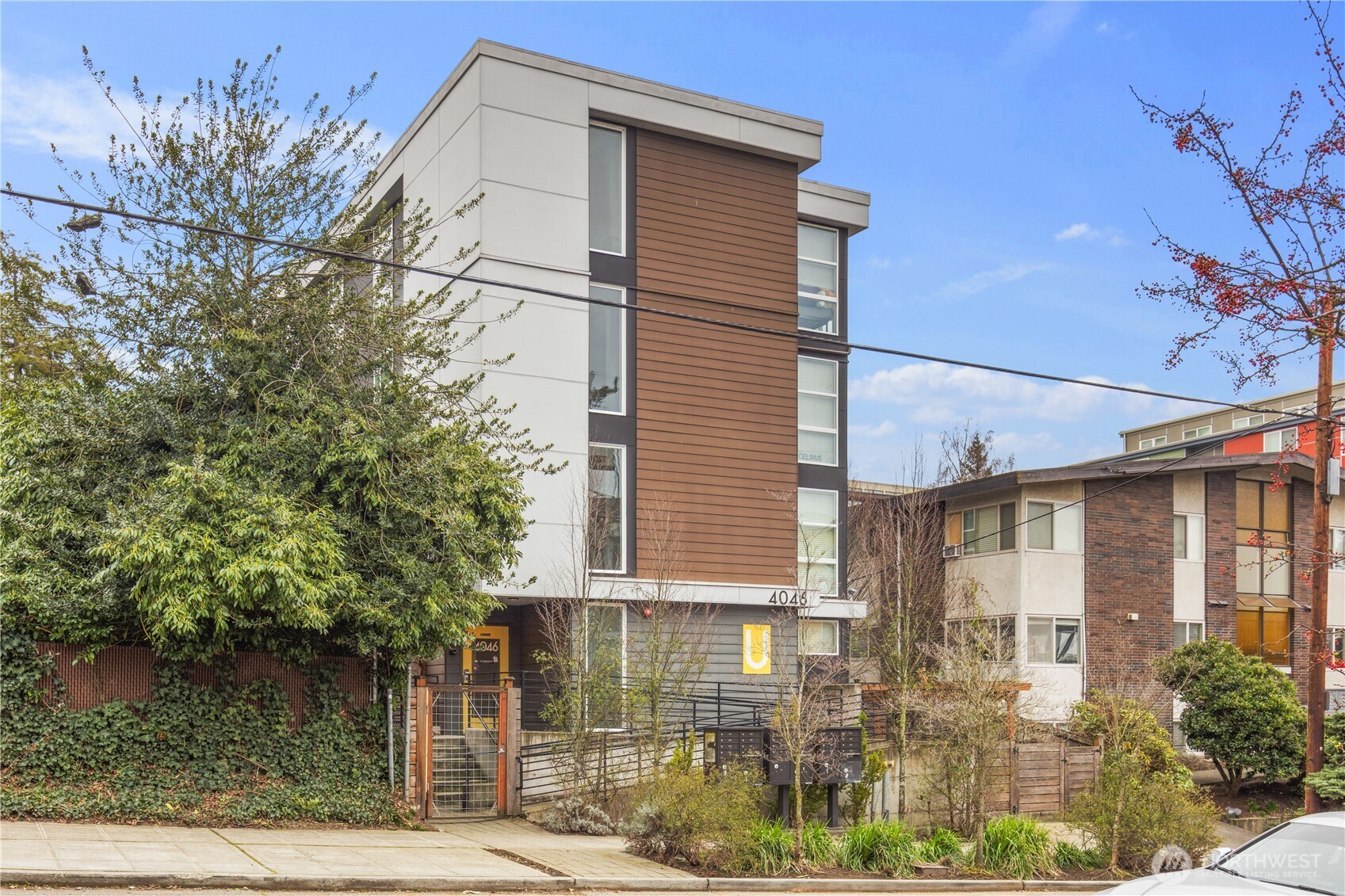 4046 8th Avenue NE Seattle WA 98105