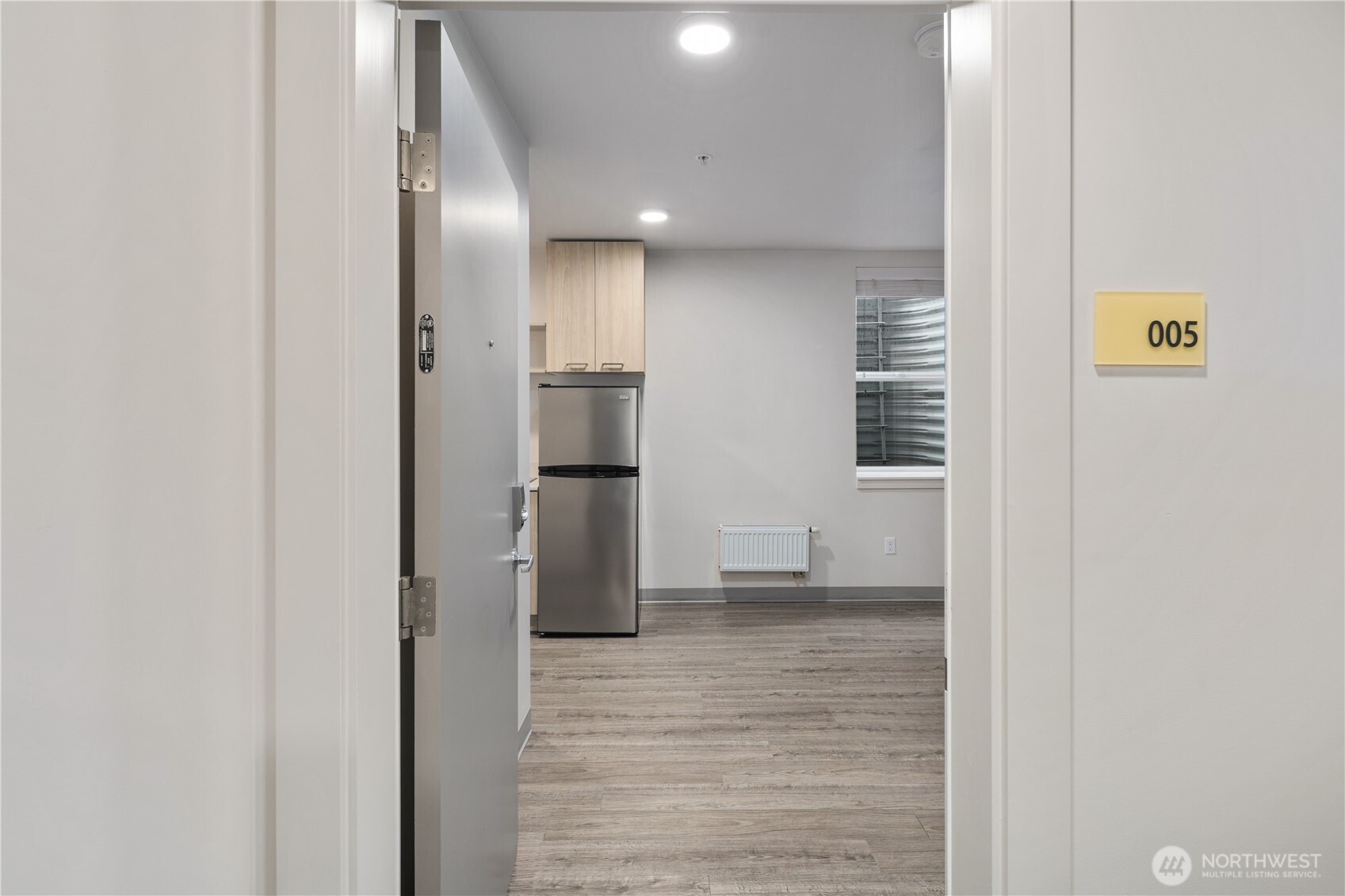 4046 8th Avenue NE Seattle WA 98105