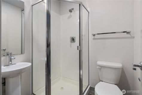 4046 8th Avenue NE Seattle WA 98105