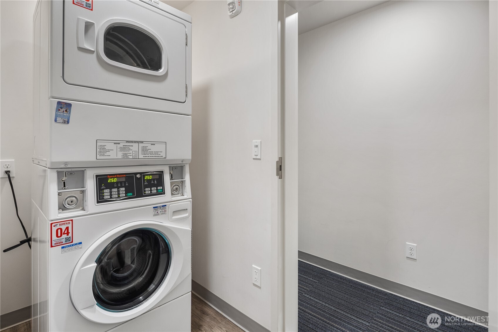 4046 8th Avenue NE Seattle WA 98105