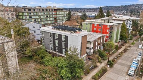 4046 8th Avenue NE Seattle WA 98105