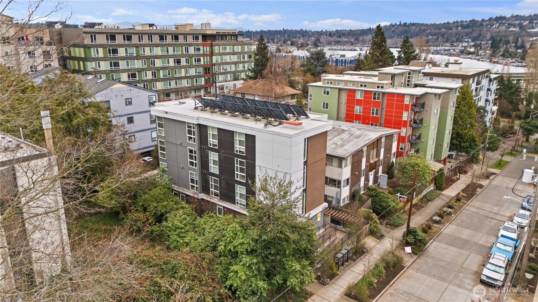 4046 8th Avenue NE Seattle WA 98105