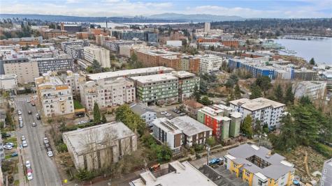 4046 8th Avenue NE Seattle WA 98105