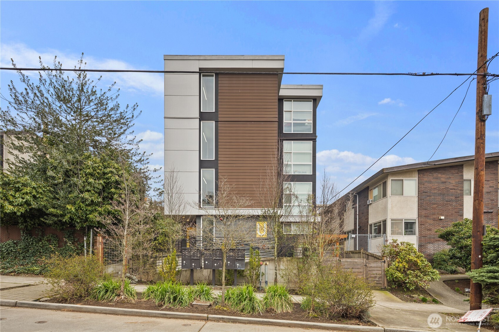 4046 8th Avenue NE Seattle WA 98105