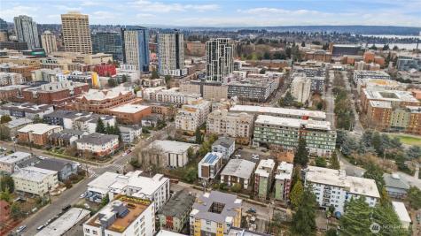 4046 8th Avenue NE Seattle WA 98105