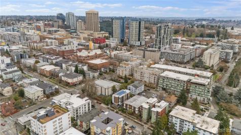 4046 8th Avenue NE Seattle WA 98105