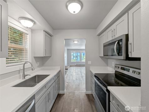 5954 Fauntleroy Way SW Seattle WA 98136