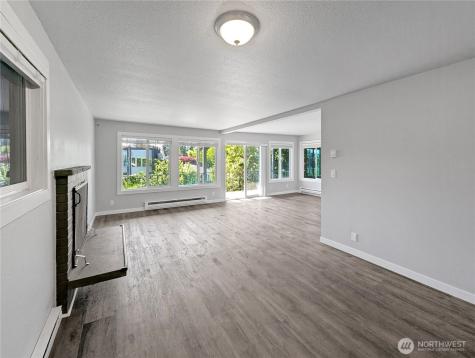 5954 Fauntleroy Way SW Seattle WA 98136