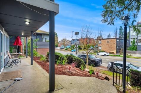 5954 Fauntleroy Way SW Seattle WA 98136