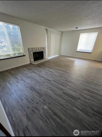 34027 1st Place S Federal Way WA 98003