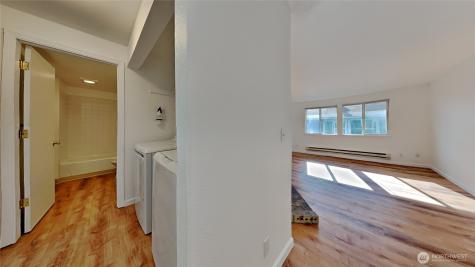 1722 E 56th Street Tacoma WA 98404