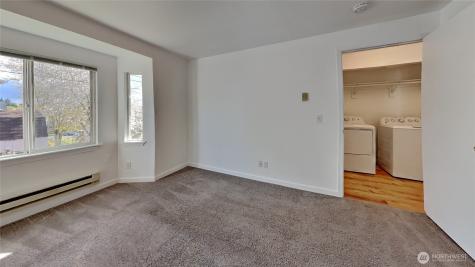 1722 E 56th Street Tacoma WA 98404