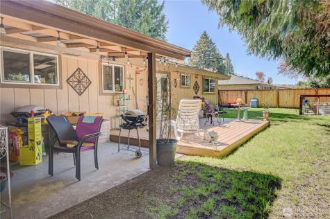 2023 14th Avenue NW Puyallup WA 98371