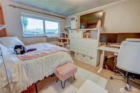 2023 14th Avenue NW Puyallup WA 98371