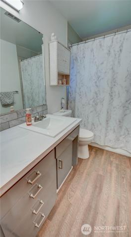 2023 14th Avenue NW Puyallup WA 98371