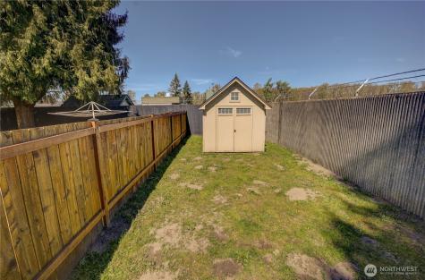 2023 14th Avenue NW Puyallup WA 98371
