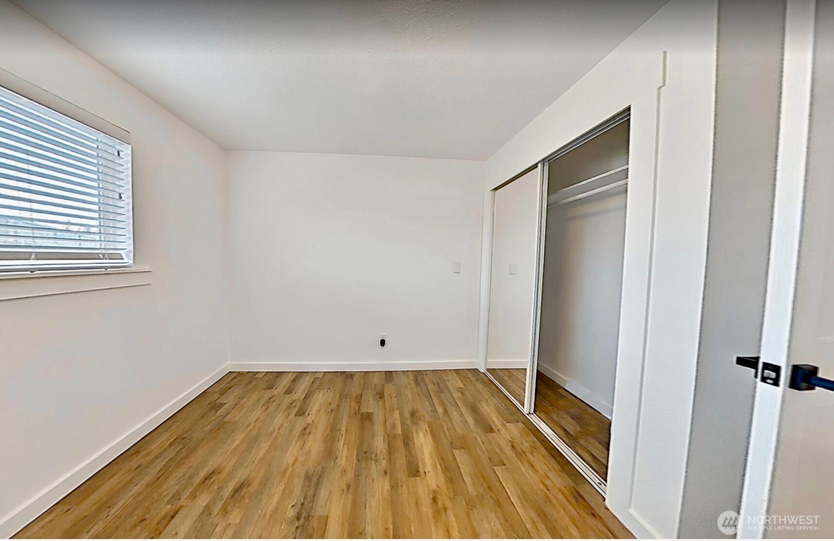 814 5th Street Steilacoom WA 98388
