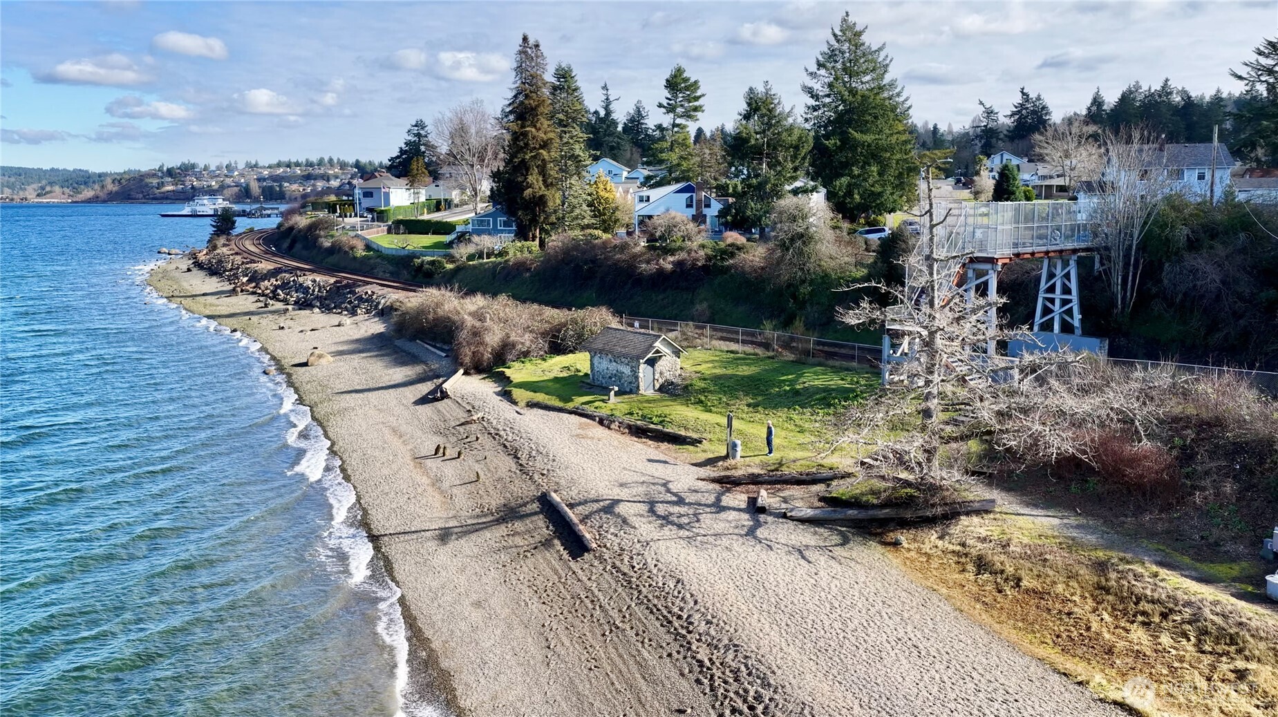 814 5th Street Steilacoom WA 98388