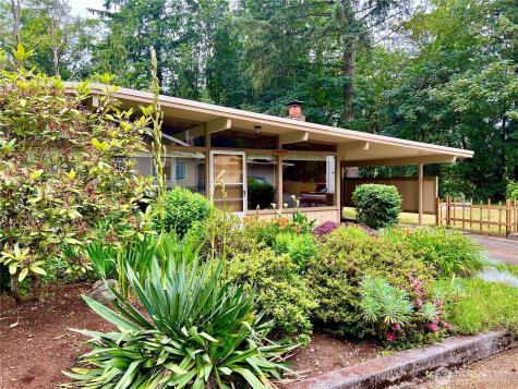 8417 Gold Way Everett WA 98208