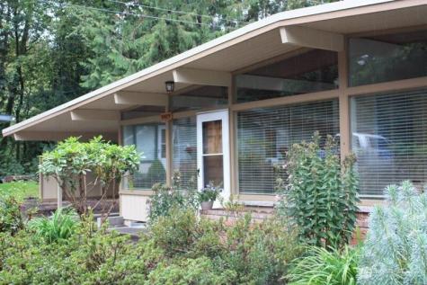 8417 Gold Way Everett WA 98208