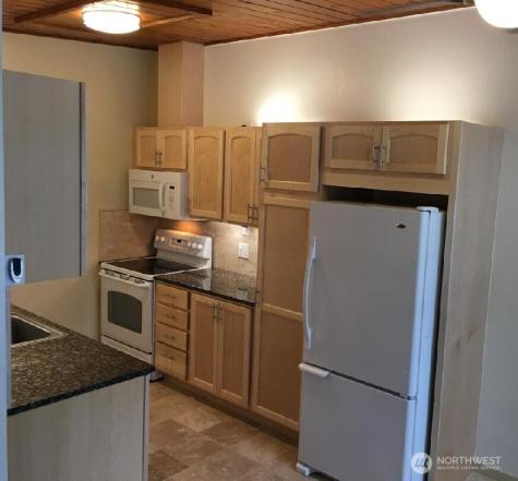 8417 Gold Way Everett WA 98208