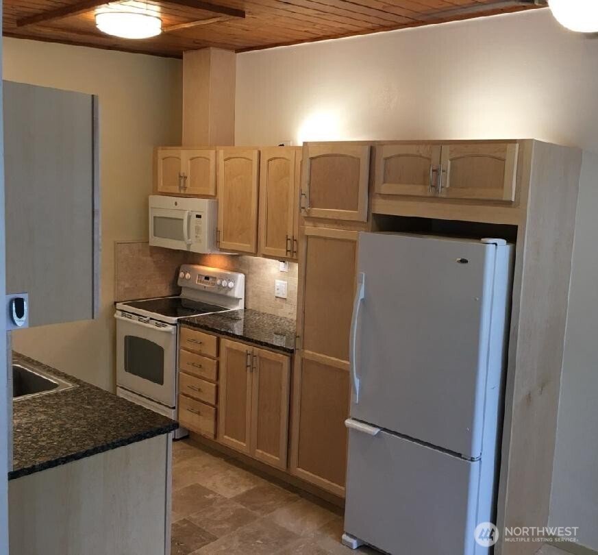 8417 Gold Way Everett WA 98208