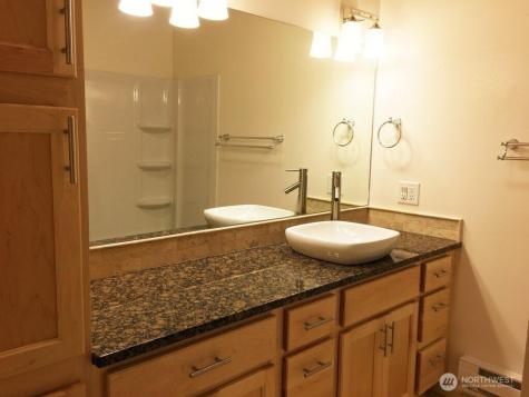 8417 Gold Way Everett WA 98208