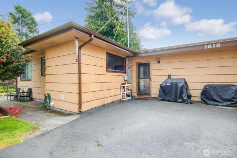 1608 Ruddell Road SE Lacey WA 98053