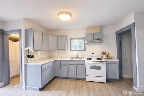 328 S Division Street Auburn WA 98001